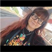 Profesora de ciencias versátil y paciente para dar clases a alumnos de todas las edades